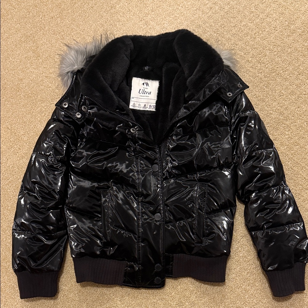 Girls Puffer Jacket with Faux Fur Hood size 9/10 - Great condition